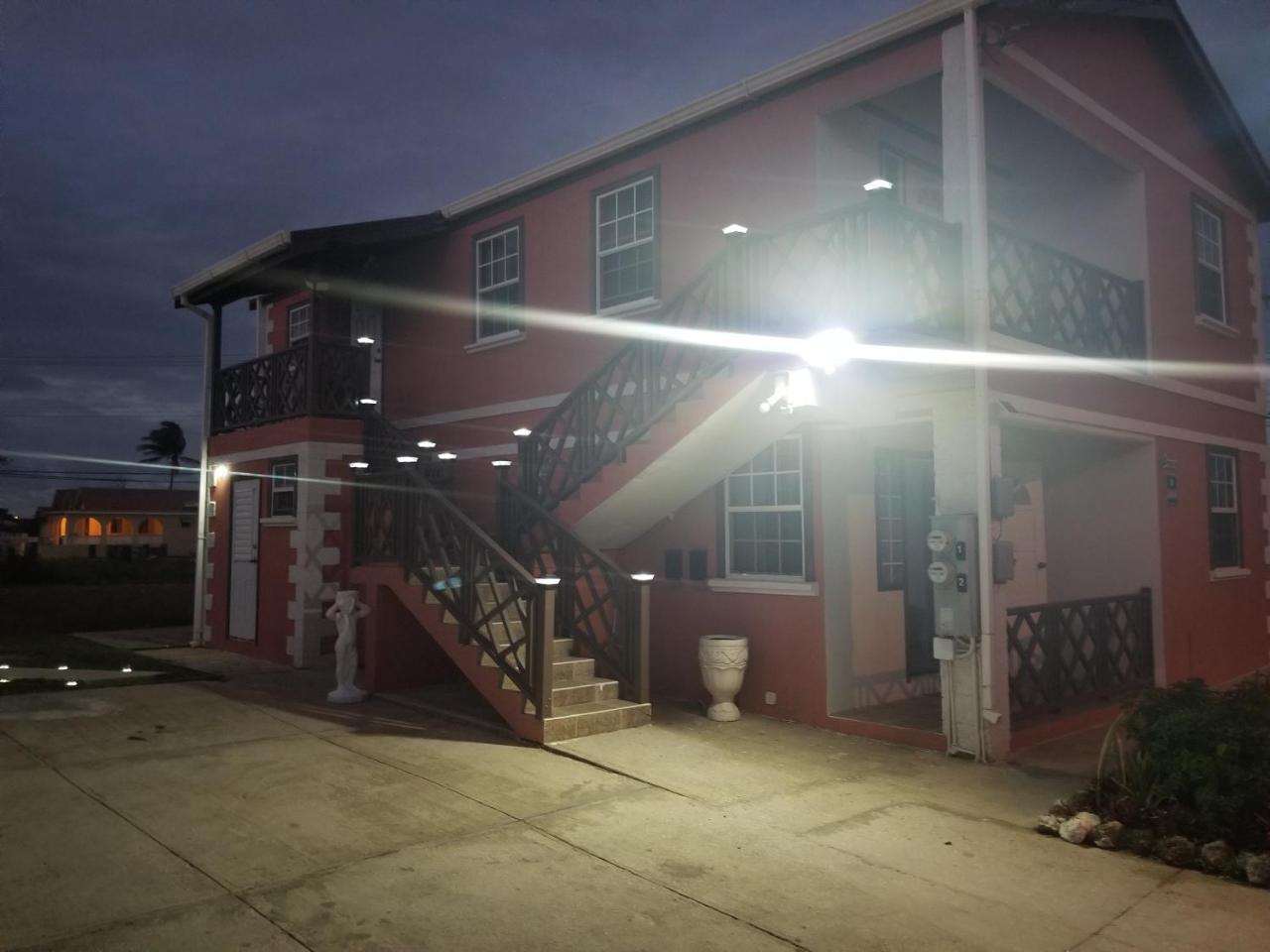 Breezy Apts 세인트 필리프 외부 사진